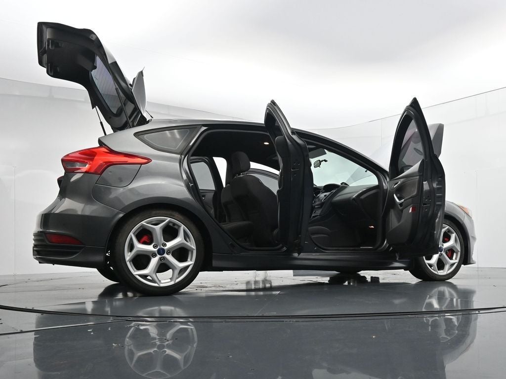 2017 Ford Focus ST