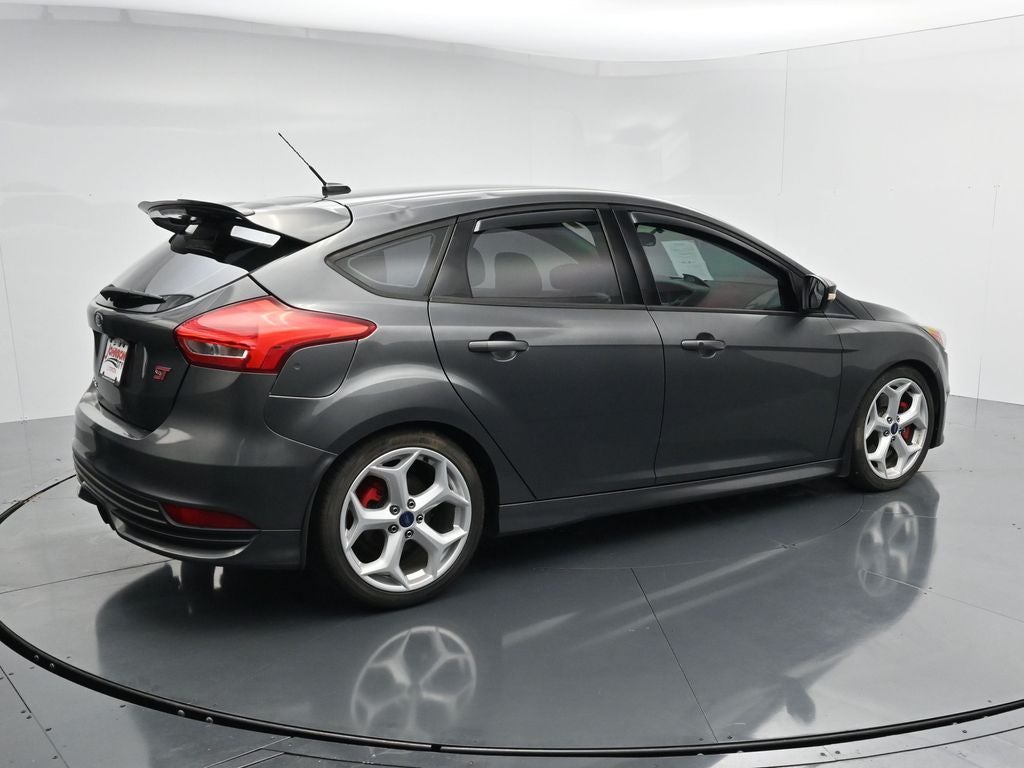 2017 Ford Focus ST
