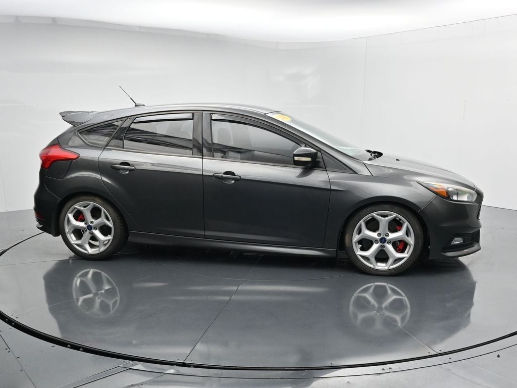 2017 Ford Focus ST