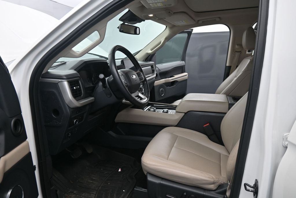 2023 Ford Expedition XLT
