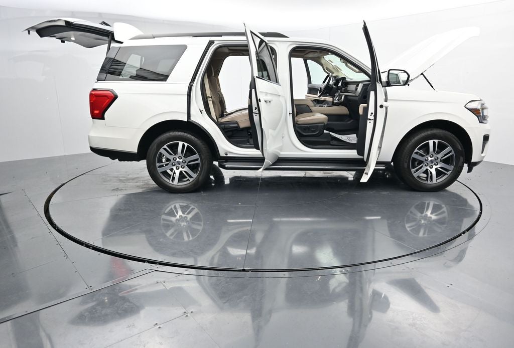 2023 Ford Expedition XLT