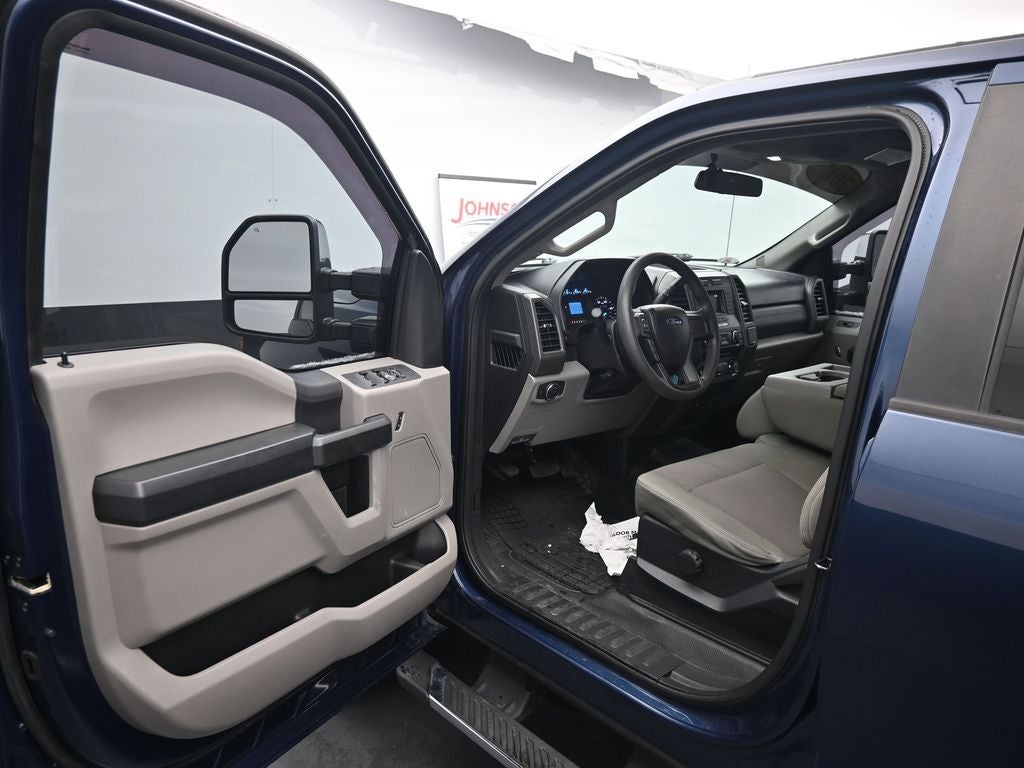 2017 Ford Super Duty F-250 Pickup XL