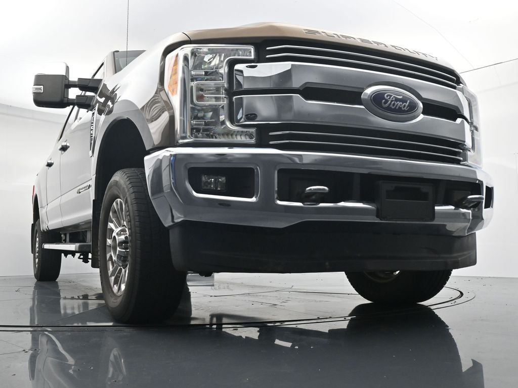2017 Ford Super Duty F-250 Pickup Lariat