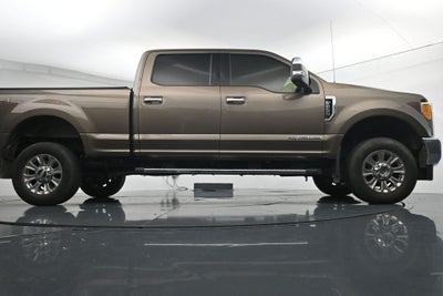 2017 Ford Super Duty F-250 Pickup Lariat