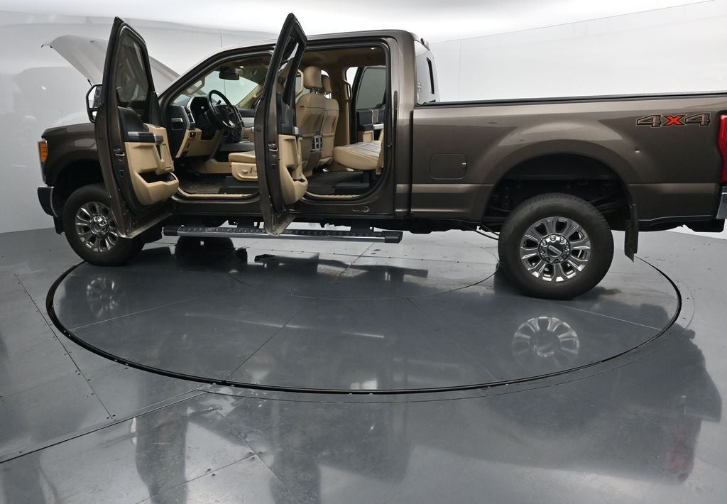 2017 Ford Super Duty F-250 Pickup Lariat
