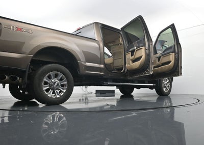 2017 Ford Super Duty F-250 Pickup Lariat