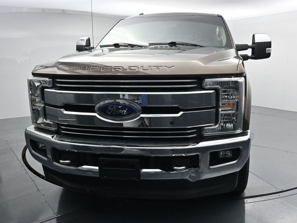 2017 Ford Super Duty F-250 Pickup Lariat