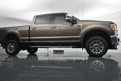 2017 Ford Super Duty F-250 Pickup Lariat