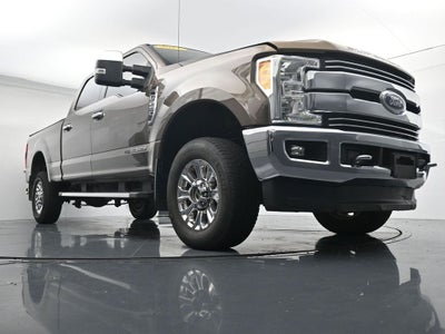 2017 Ford Super Duty F-250 Pickup Lariat