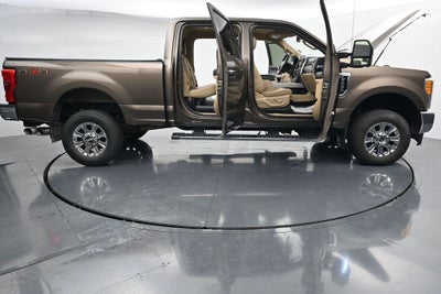 2017 Ford Super Duty F-250 Pickup Lariat