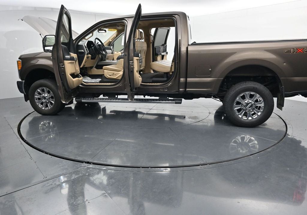 2017 Ford Super Duty F-250 Pickup Lariat