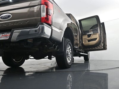 2017 Ford Super Duty F-250 Pickup Lariat