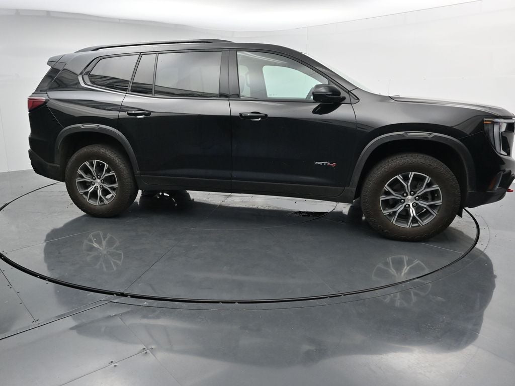 2024 GMC Acadia AT4