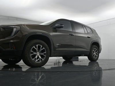 2025 GMC Acadia AT4