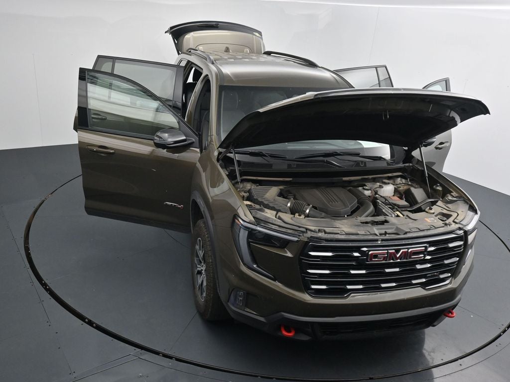 2025 GMC Acadia AT4