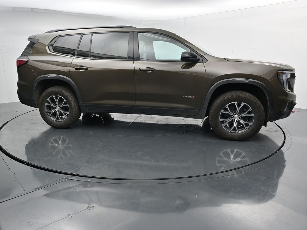 2025 GMC Acadia AT4