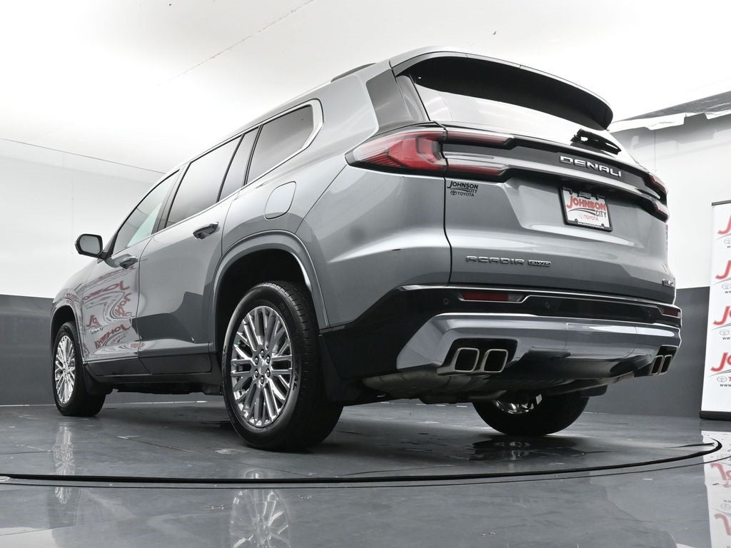 2024 GMC Acadia Denali