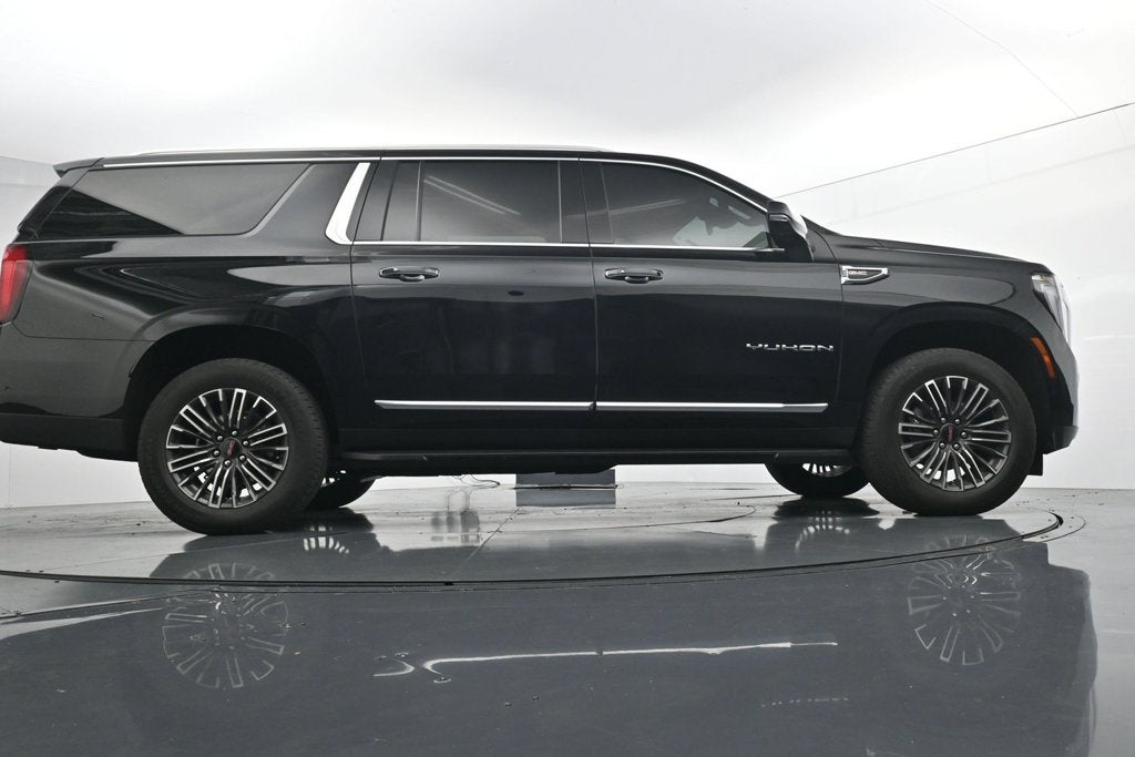 2025 GMC Yukon XL Elevation