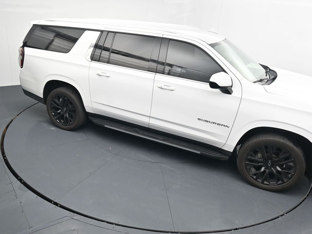 2021 Chevrolet Suburban LT