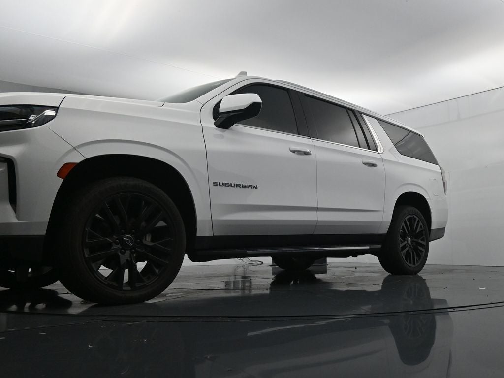 2021 Chevrolet Suburban LT