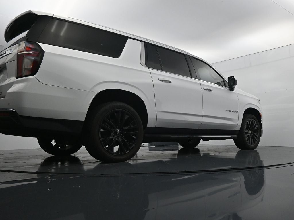 2021 Chevrolet Suburban LT