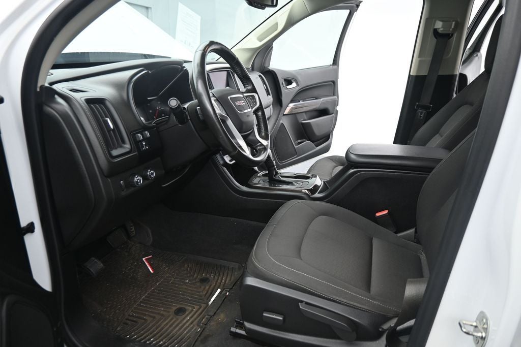 2020 GMC Canyon SLE1