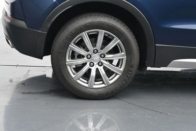 2021 Cadillac XT4 Premium Luxury