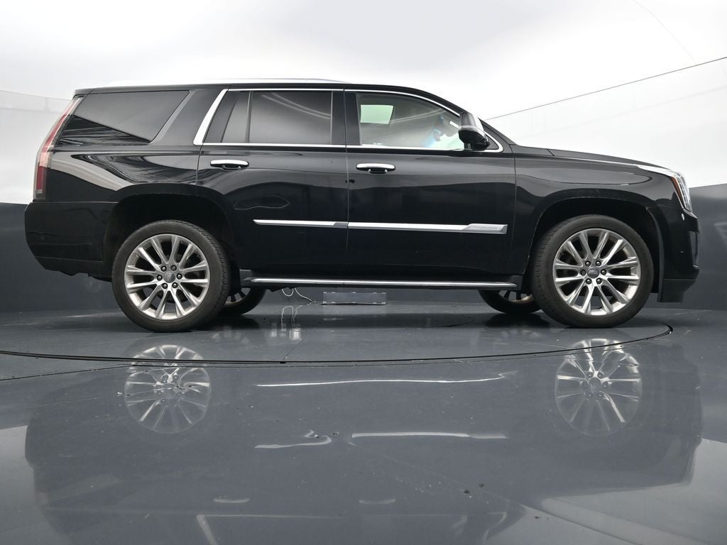 2018 Cadillac Escalade Luxury