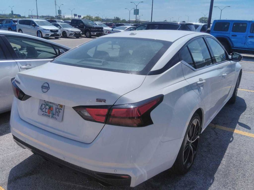 2024 Nissan Altima 2.5 SR