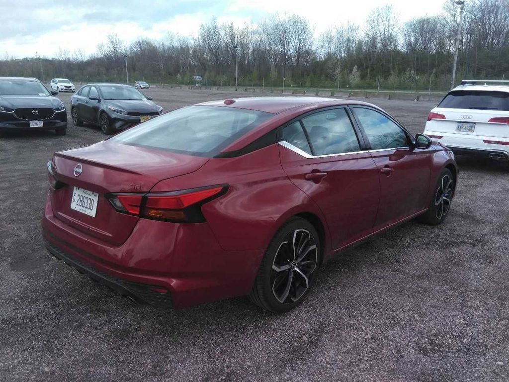 2023 Nissan Altima 2.5 SR