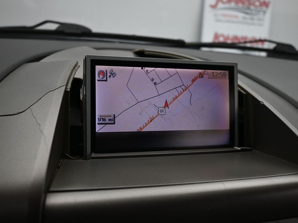 2004 Nissan Titan LE