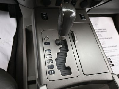 2004 Nissan Titan LE