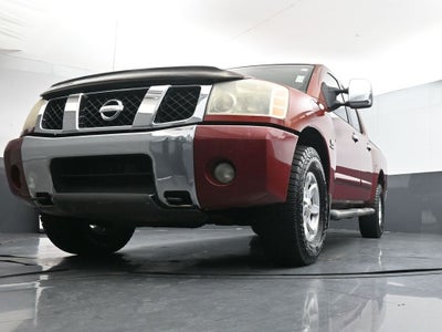 2004 Nissan Titan LE