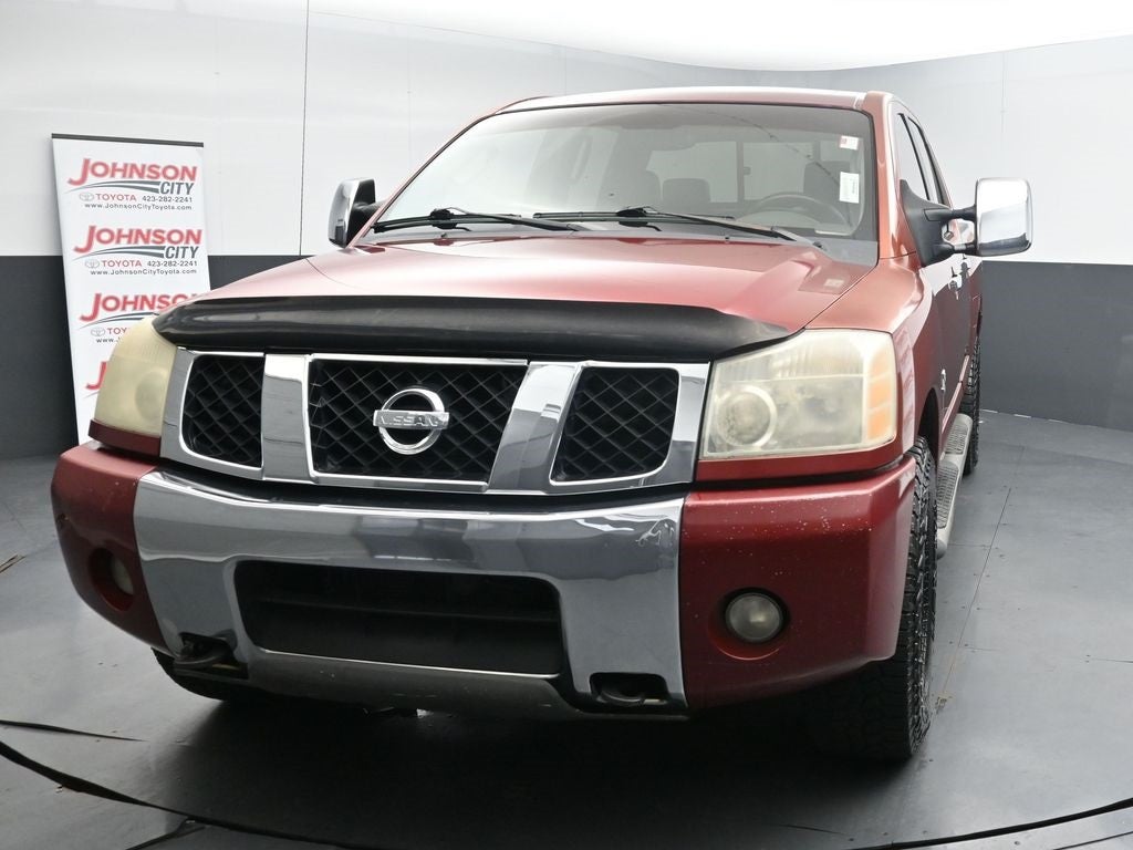 2004 Nissan Titan LE
