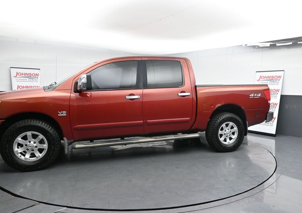 2004 Nissan Titan LE