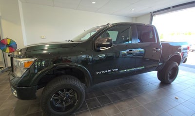 2019 Nissan Titan PRO-4X