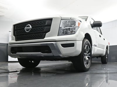 2022 Nissan Titan SV