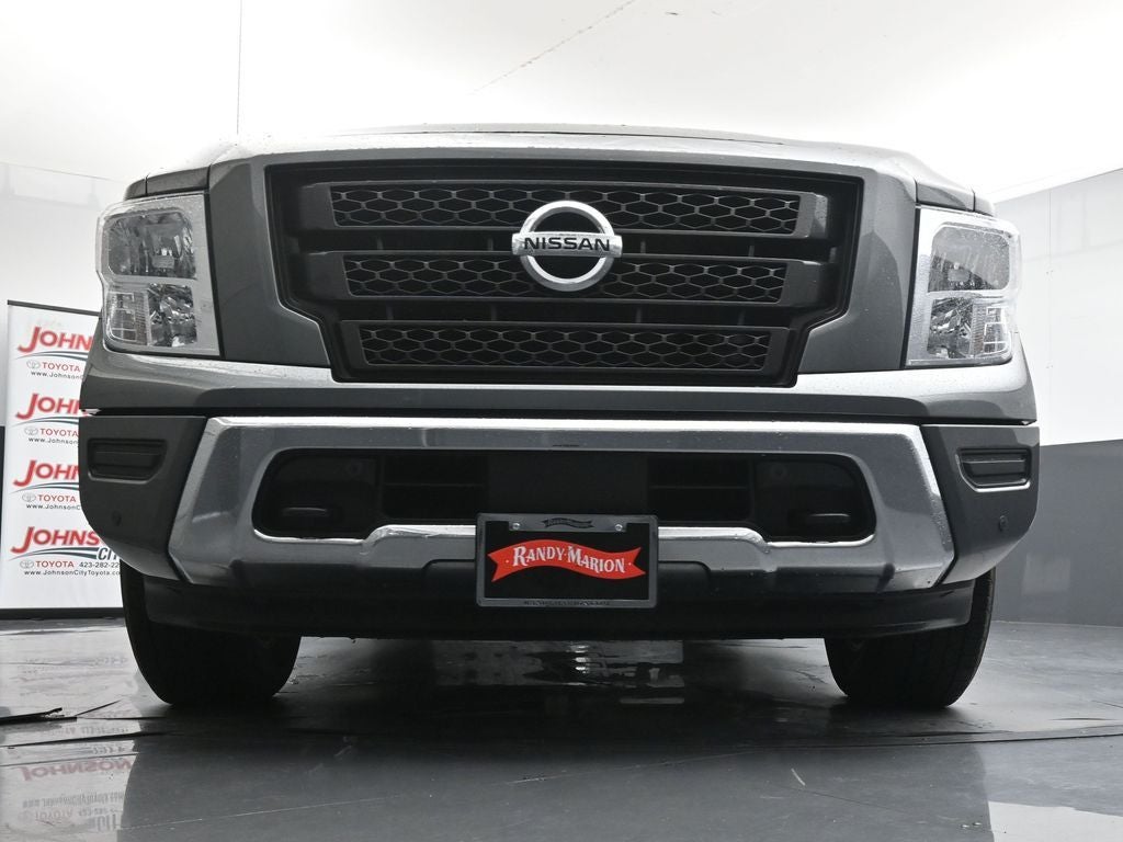 2021 Nissan Titan SV