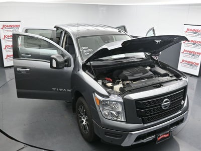 2021 Nissan Titan SV