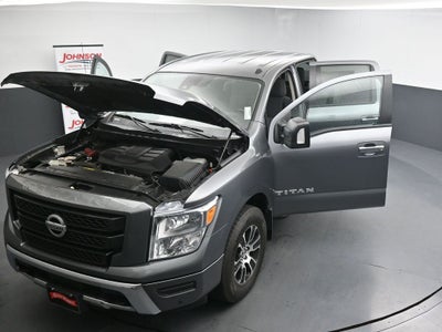 2021 Nissan Titan SV