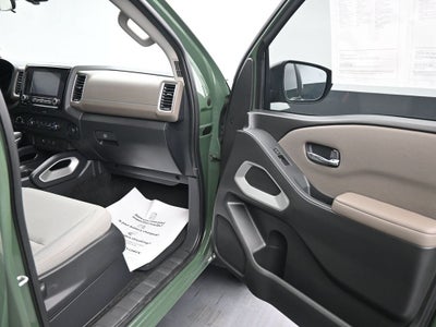 2022 Nissan Frontier SV