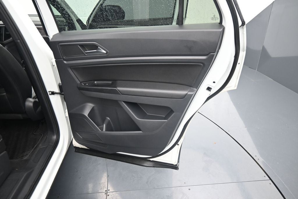 2020 Volkswagen Atlas Cross Sport 2.0T SE