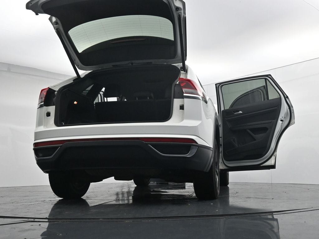 2020 Volkswagen Atlas Cross Sport 2.0T SE
