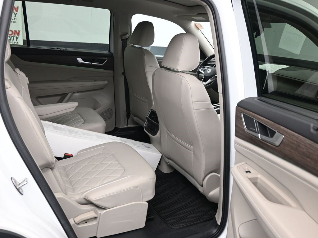 2024 Volkswagen Atlas 2.0T SEL Premium R-Line