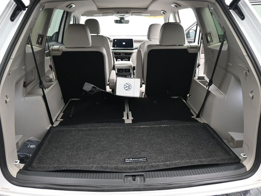 2024 Volkswagen Atlas 2.0T SEL Premium R-Line