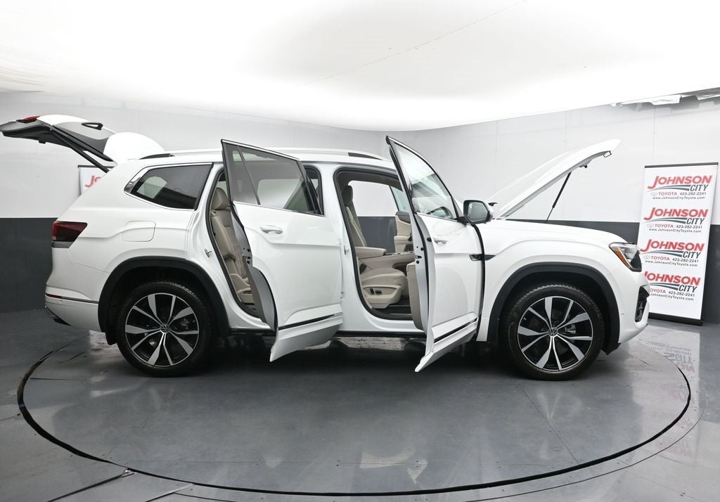 2024 Volkswagen Atlas 2.0T SEL Premium R-Line