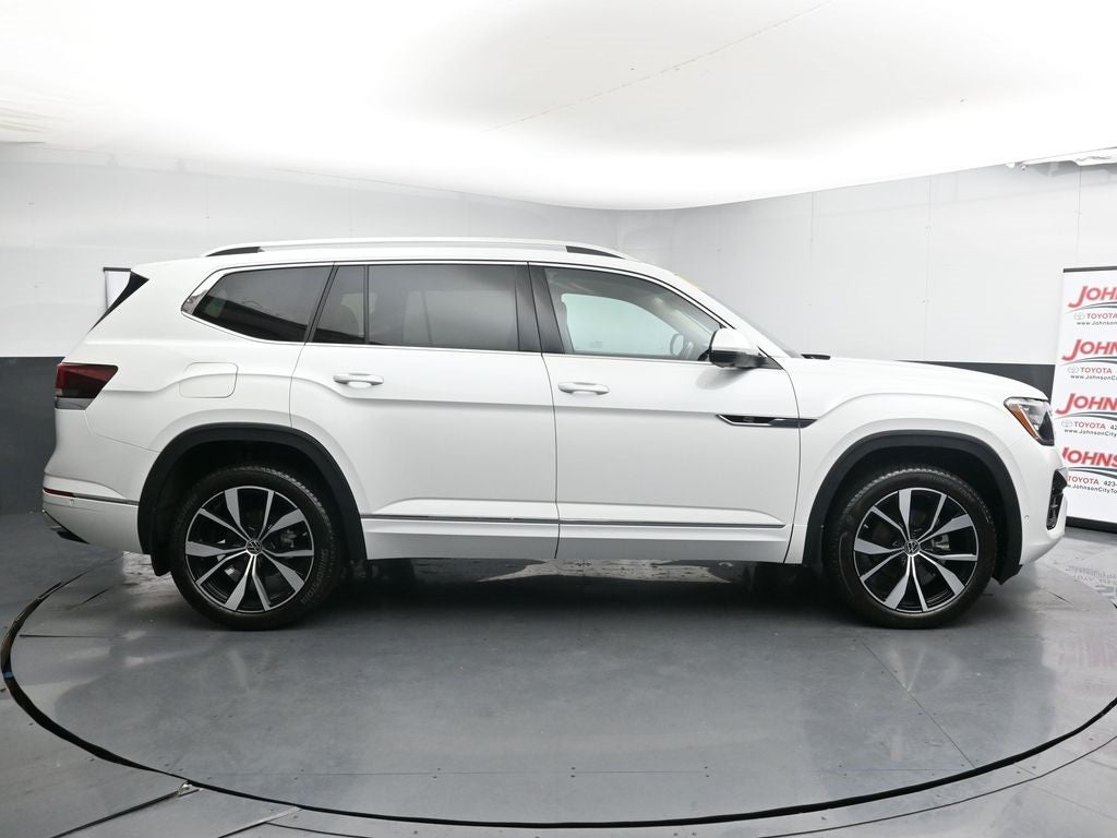 2024 Volkswagen Atlas 2.0T SEL Premium R-Line