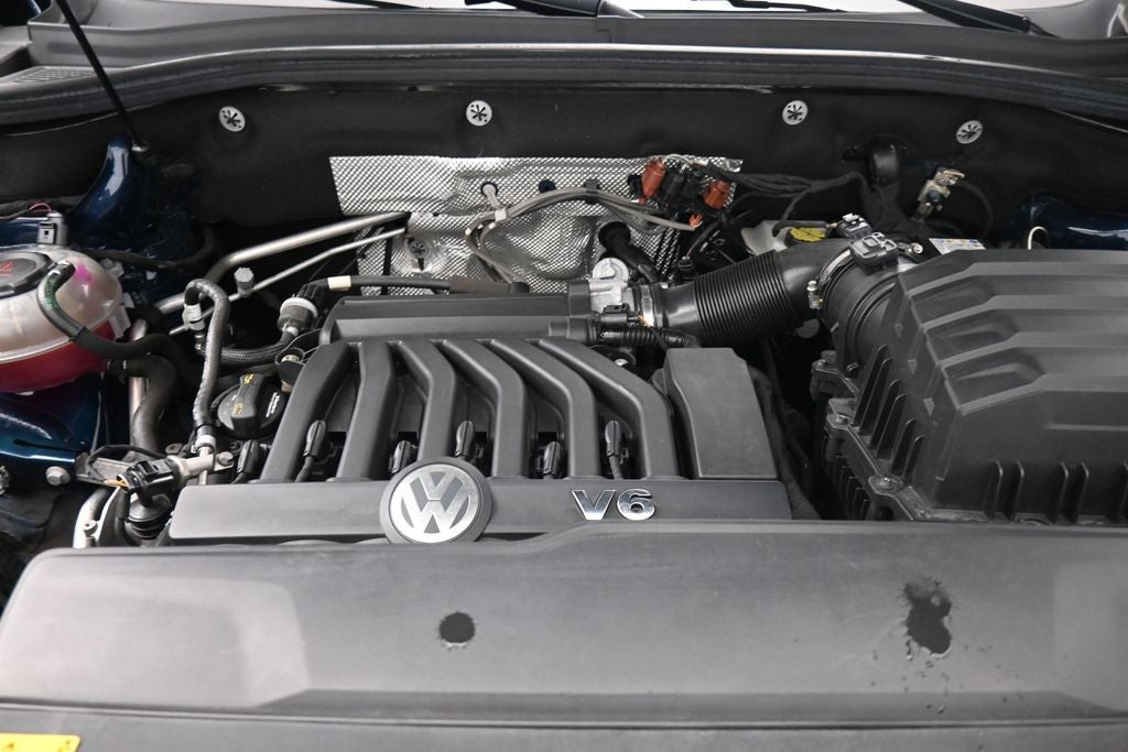 2021 Volkswagen Atlas Cross Sport 3.6L V6 SE w/Technology R-Line