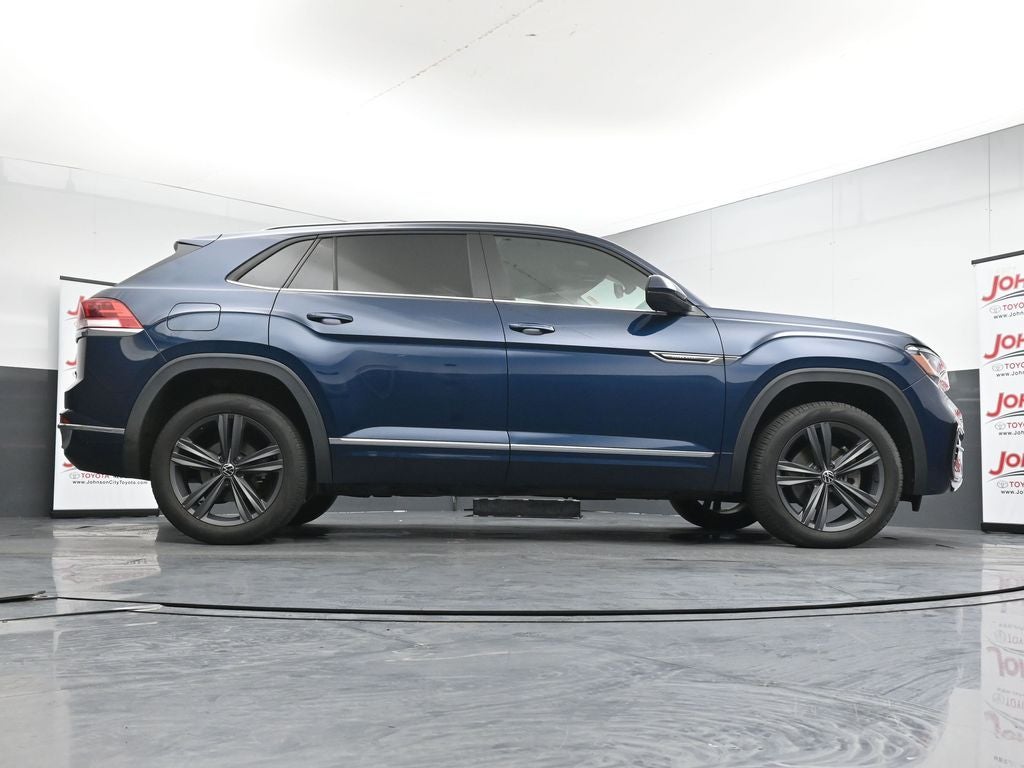2021 Volkswagen Atlas Cross Sport 3.6L V6 SE w/Technology R-Line