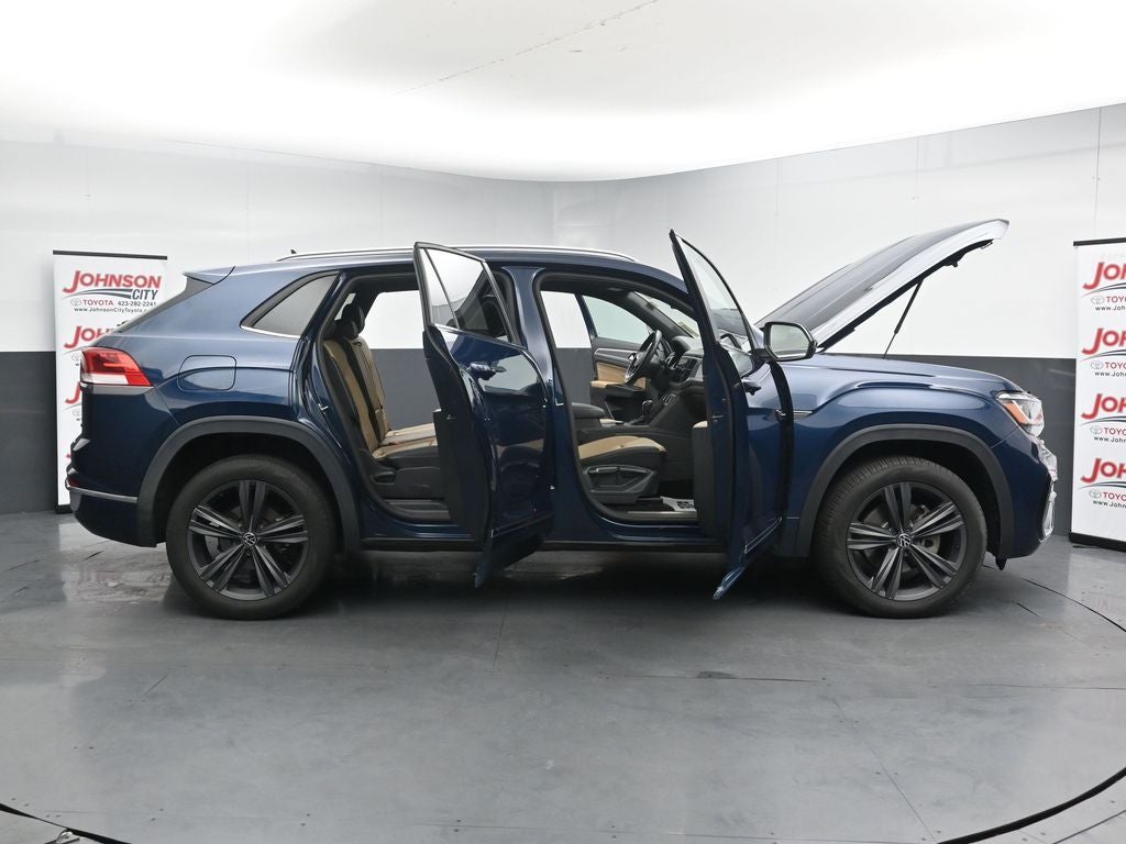 2021 Volkswagen Atlas Cross Sport 3.6L V6 SE w/Technology R-Line